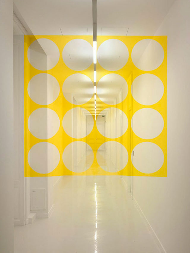 Anamorphose jaune