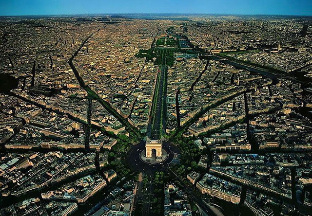 arc-de-triomphe-02