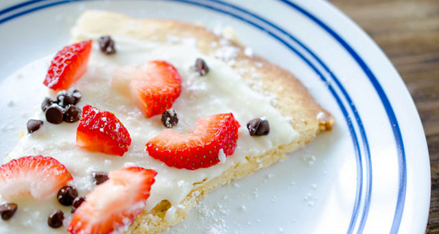 pizza chocolat et fraises