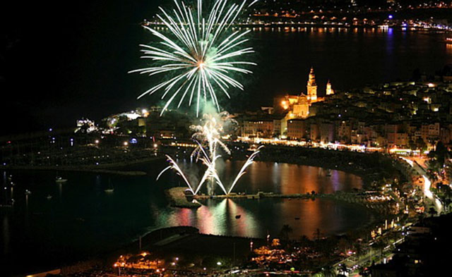 feu d'artifice de Menton