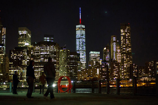 One World Trade Center bleu blanc rouge