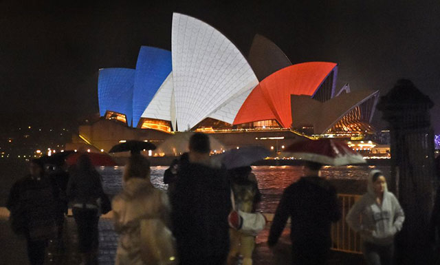 Opéra de Sydney bleu blanc rouge