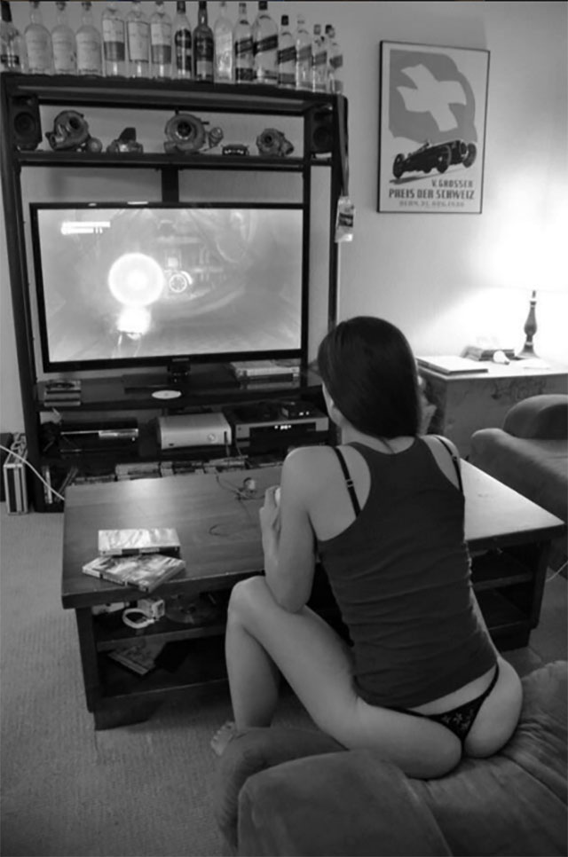 gamer-girl-(10)